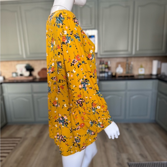 𝙎𝙩 𝙅𝙤𝙝𝙣'𝙨 𝘽𝙖𝙮 Floral Top XL Peasant Style Yellow - Picture 6 of 15